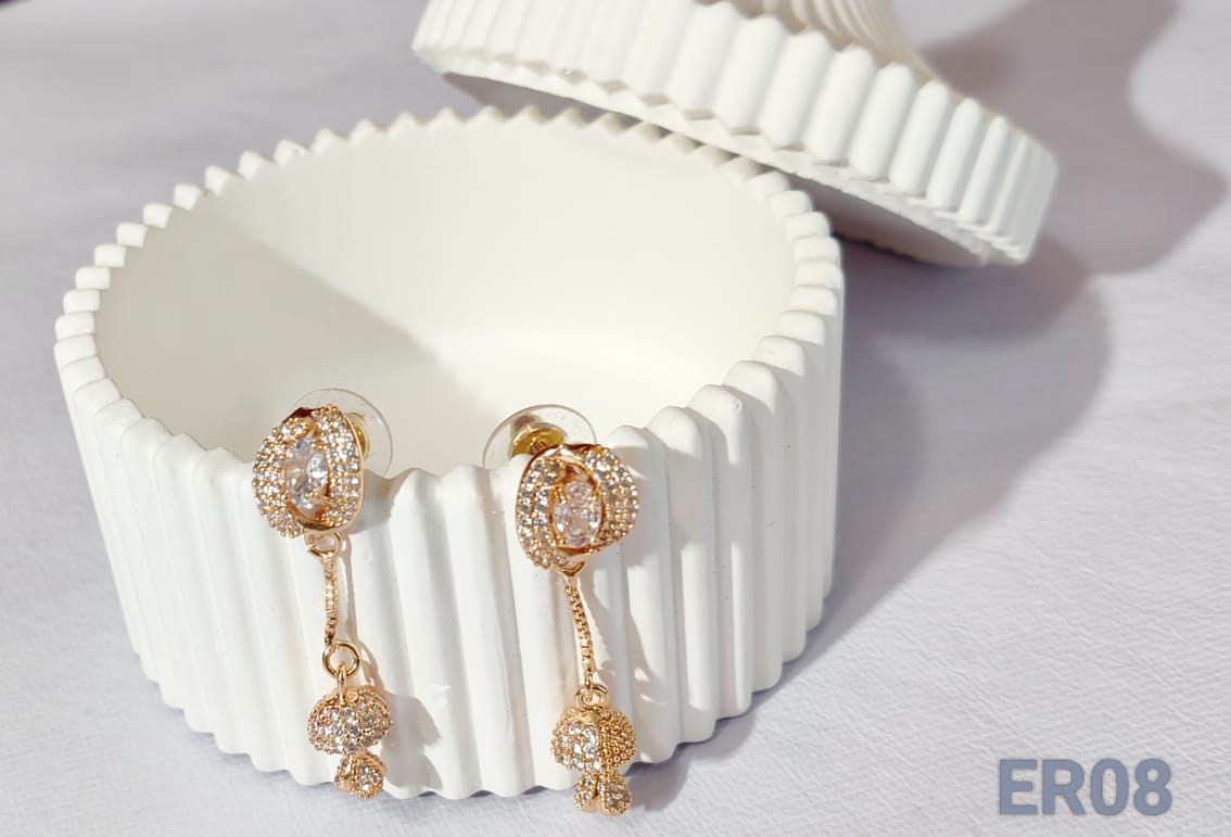 Elegant Earrings ER08