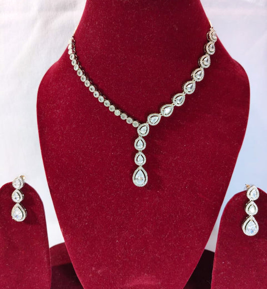 Crystal Teardrop Necklace and Earrings Set HJ28