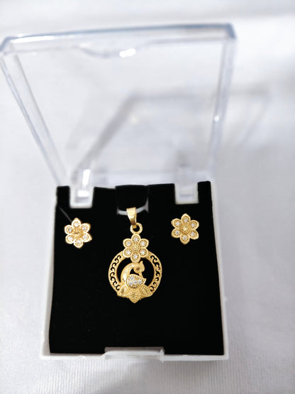 Gold-Plated Crystal Floral & Peacock Jewellery Set with Pendant Necklace and Matching Earrings, Anti tarnish (HJ41)