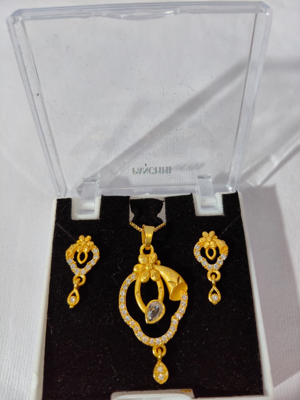 Gold Plated Necklace Set with Crystal Studded Pendant and Matching Earrings, Floral Design (HJ59)