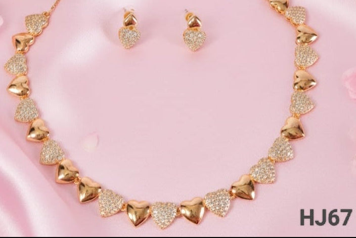 Rose Gold Heart Necklace, Crystal Rhinestone Alternating Hearts Design, HJ67